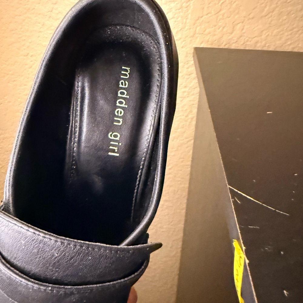 Madden Girl Dean Black Platform Loafers - Picture 9 of 9